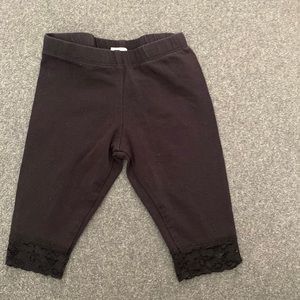 Black capris stretchy leggings with lace, 6-9 months